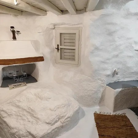 Pyrgi Artemis Place アパート スーパーパラダイスビーチ