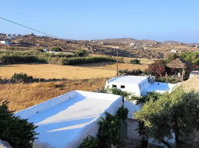 Pyrgi Artemis Place * Super Paradise Beach (Mykonos)