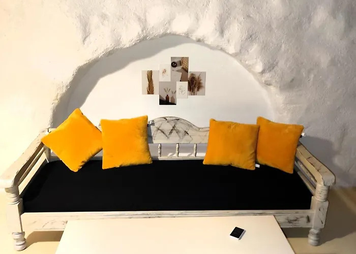 Pyrgi Artemis Place * Super Paradise