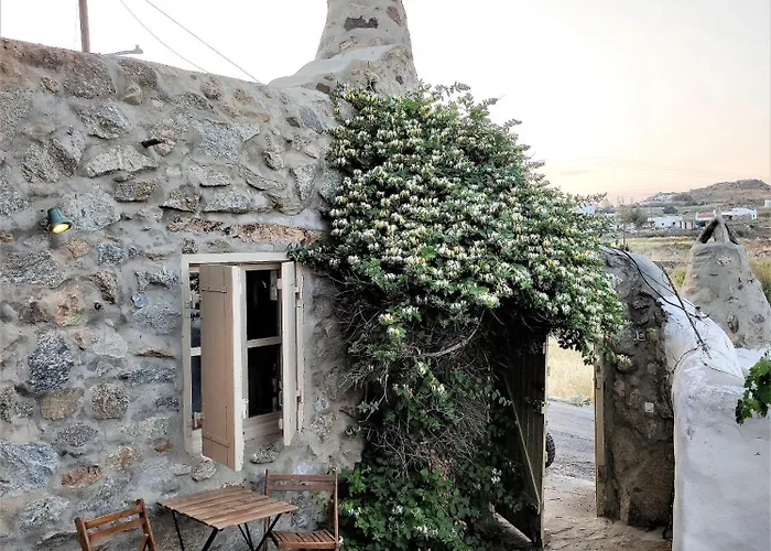 Pyrgi Artemis Place Super Paradise