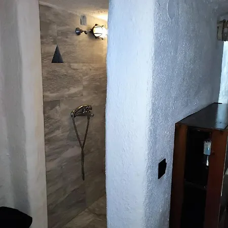 Pyrgi Artemis Place Super Paradise Beach (Mykonos)